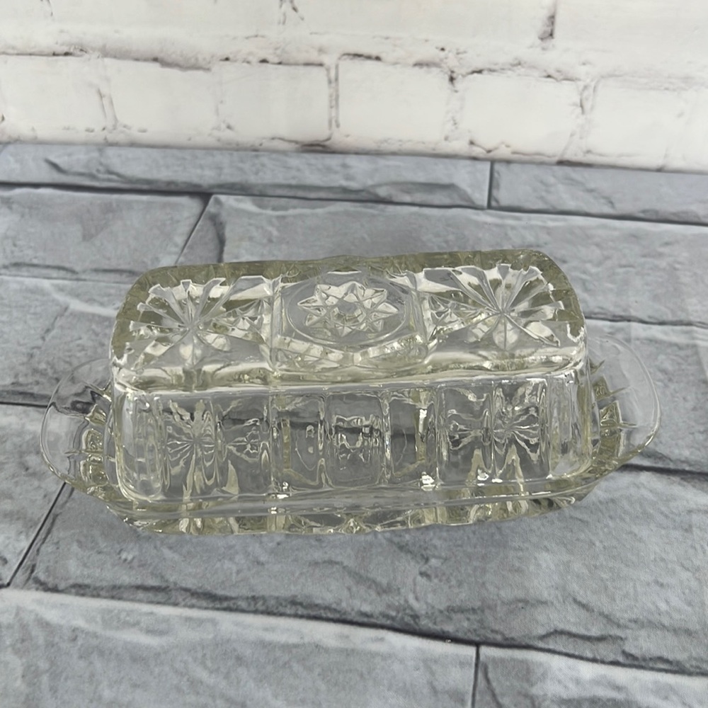 Anchor Hocking quarter pound prescut clear butter dish lidded,